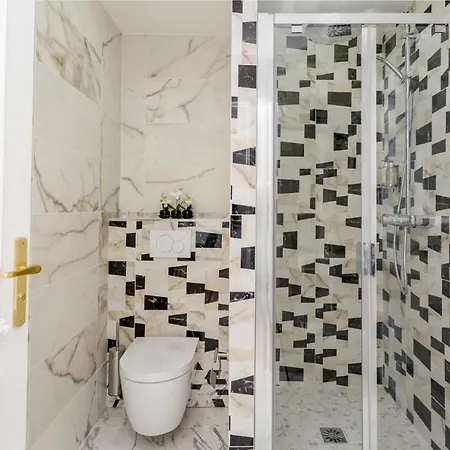 Apartment Merveil - Luxury - Marais - Saint Martin I